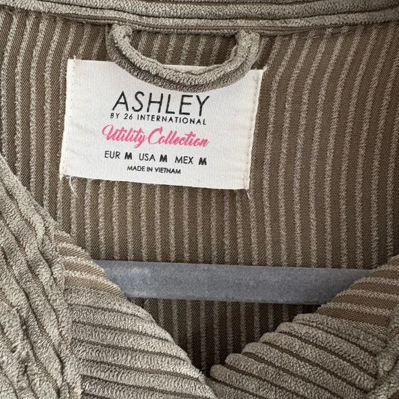 Ashley By 26 International Taupe Corduroy Shirt - Picture 4 of 4